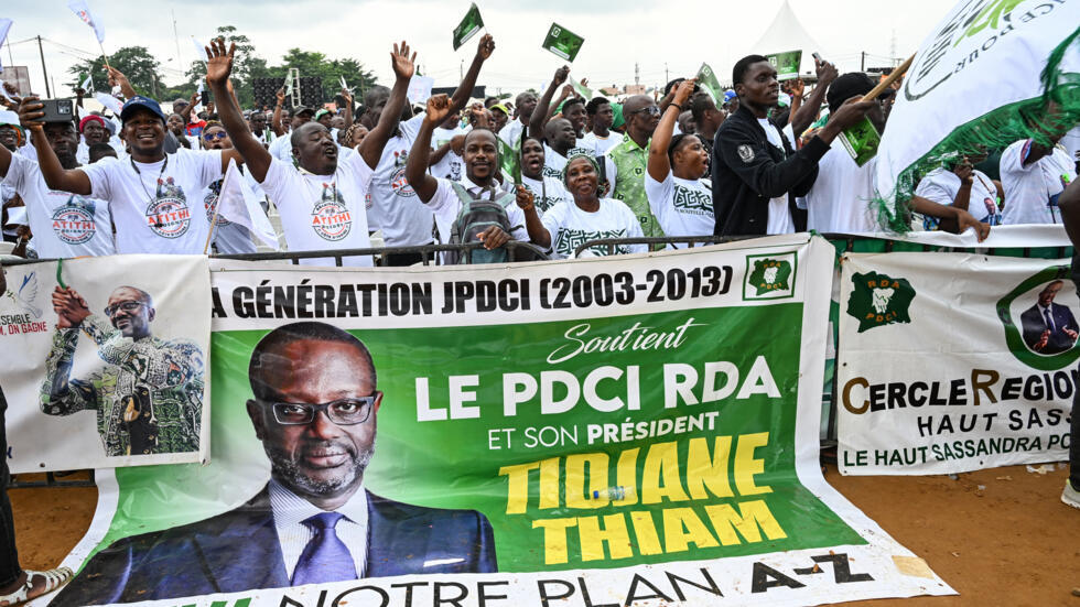 Thousands March in Abidjan to Demand Thiam’s Return to Presidential Race