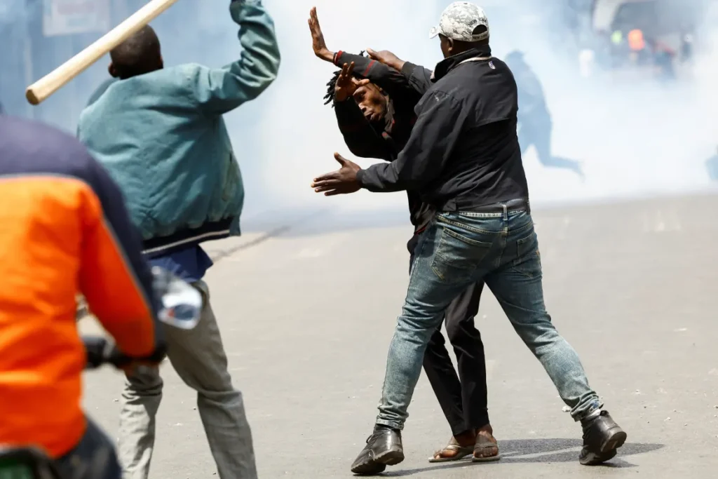 2025-06-17T102058Z_715877357_RC294FA49M1F_RTRMADP_3_KENYA-SECURITY-PROTESTS-1750226814-1024x683 Kenya: Deputy Police Chief Gives Statement on Blogger's Death in Custody