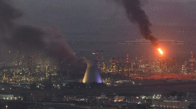 Breaking News: U.S. Strikes Iranian Nuclear Sites Amid Escalating Conflict