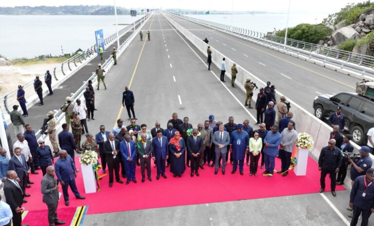 Tanzania: President Samia Suluhu Hassan Opens John Pombe Magufuli Bridge