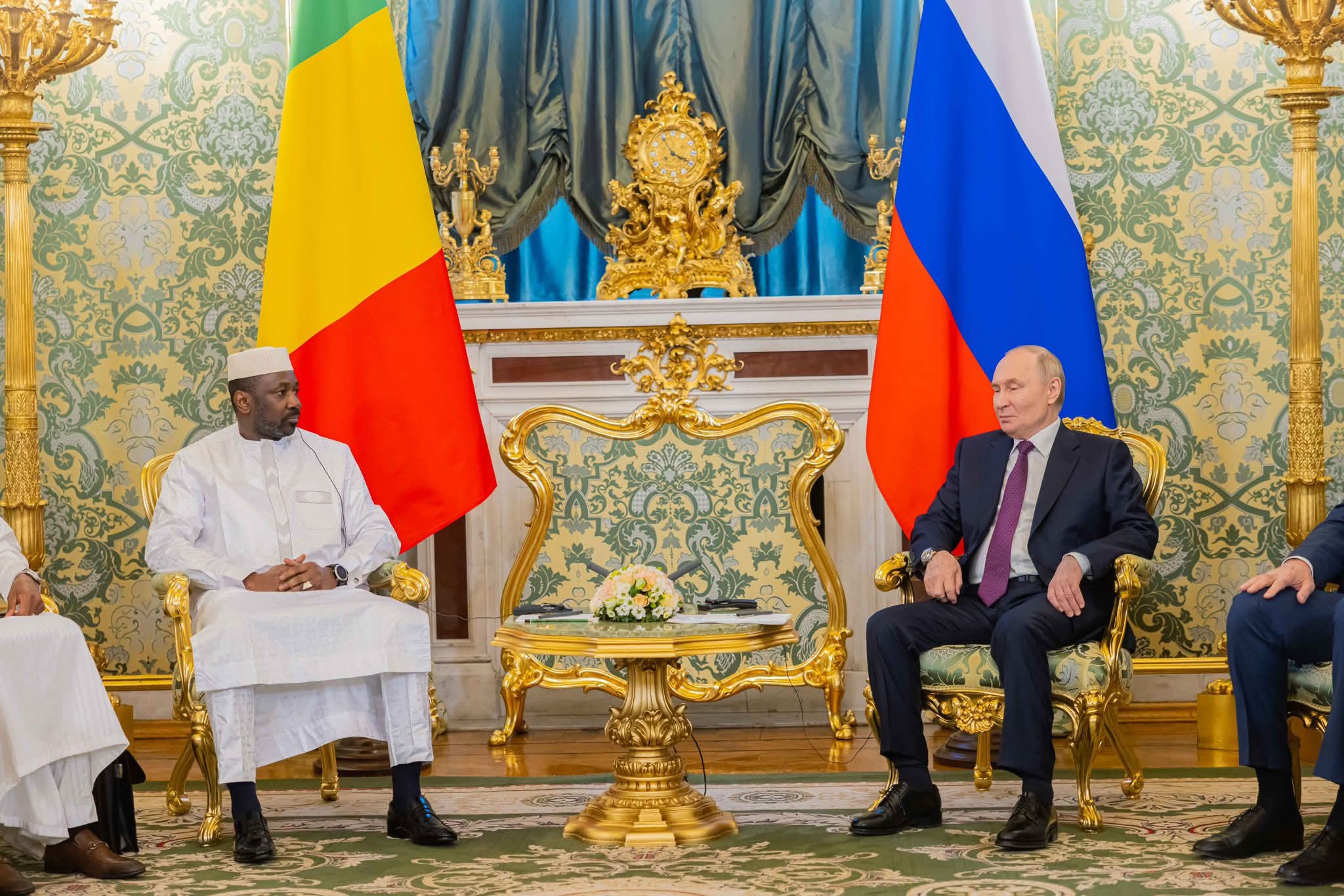 Goïta and Putin Sign Strategic Pact to Strengthen Counterterrorism Cooperation